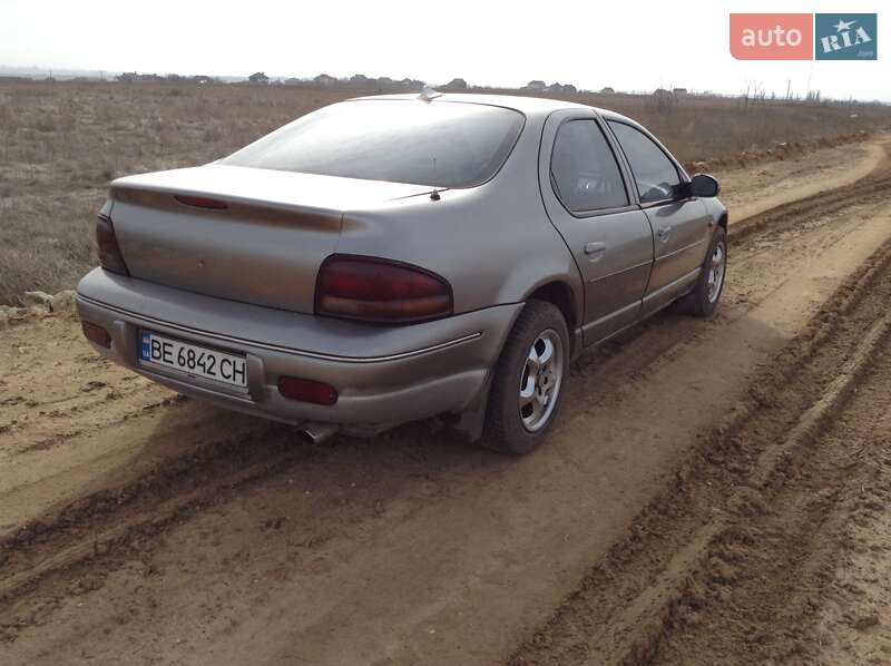 Седан Chrysler Stratus 1999 в Миколаєві