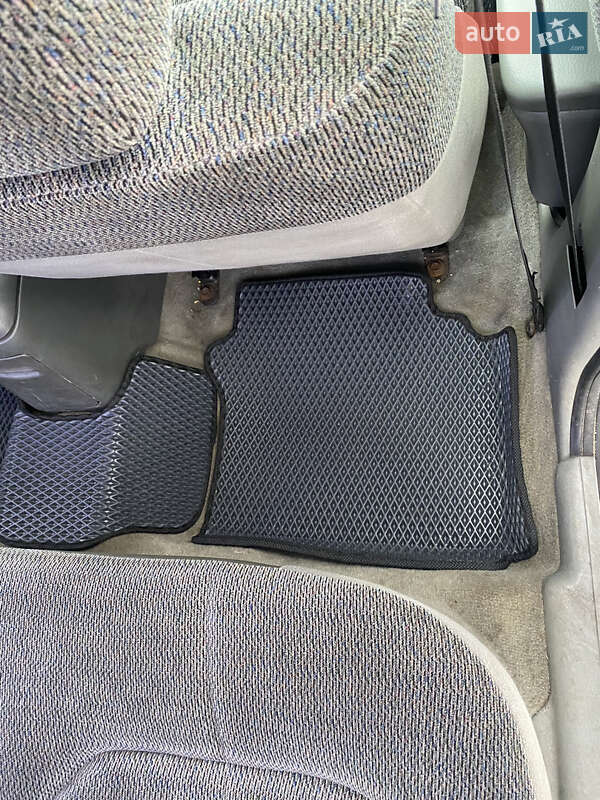 Седан Chrysler Stratus 1997 в Киеве фото 32 Седан Chrysler Stratus 1997 в Киеве