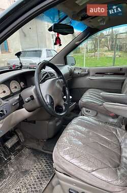 Універсал Chrysler Town & Country 1999 в 