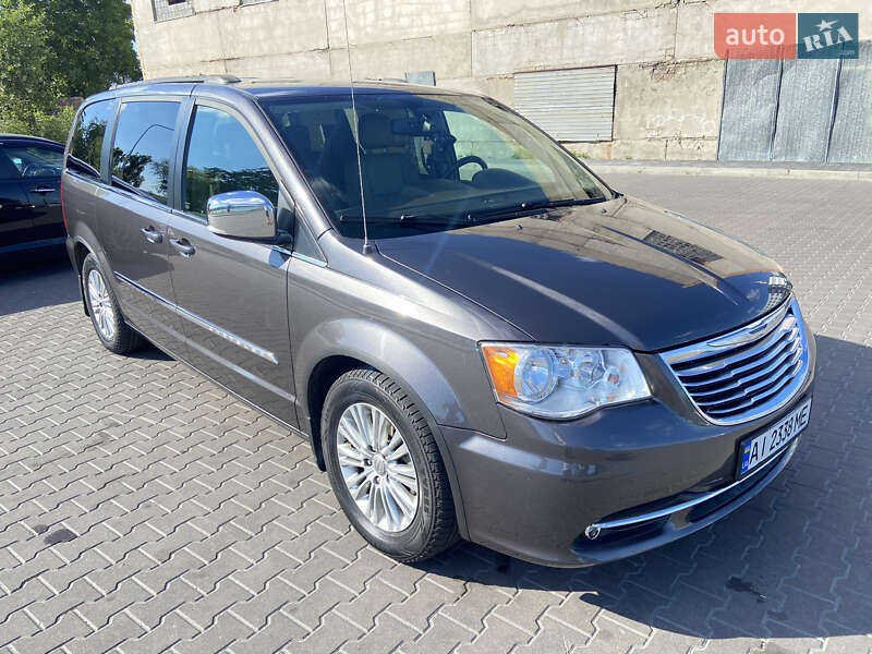 Chrysler Town & Country 2014