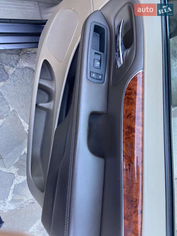 Мінівен Chrysler Town & Country 2014 в Василькові