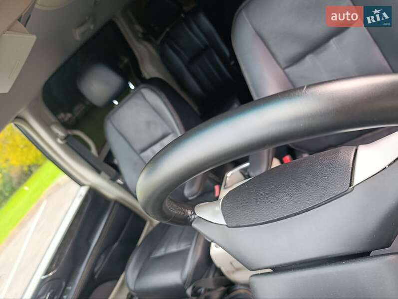 Минивэн Chrysler Town & Country 2014 в Белой Церкви