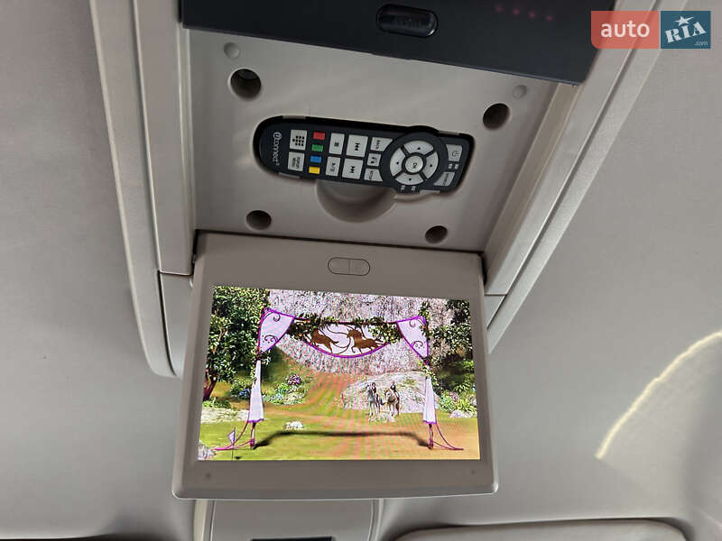 Минивэн Chrysler Town & Country 2016 в Киеве фото 32 Минивэн Chrysler Town & Country 2016 в Киеве