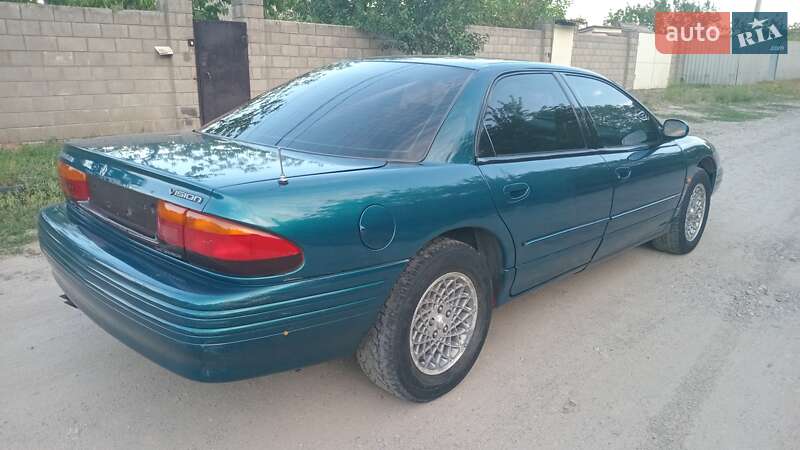 Седан Chrysler Vision 1994 в Днепре