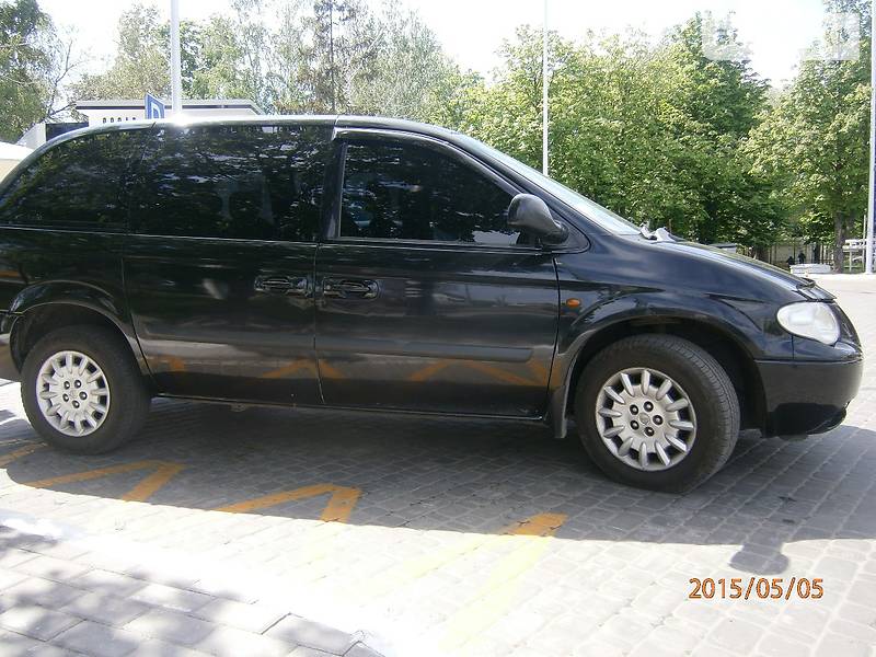 Chrysler Voyager 2004 року