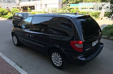Минивэн Chrysler Voyager 2003 в Черкассах