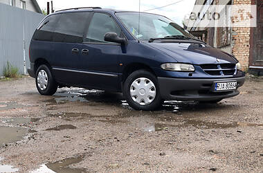 Універсал Chrysler Voyager 2001 в Дрогобичі