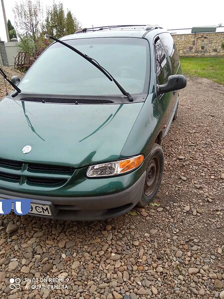 Минивэн Chrysler Voyager 1998 в Снятине