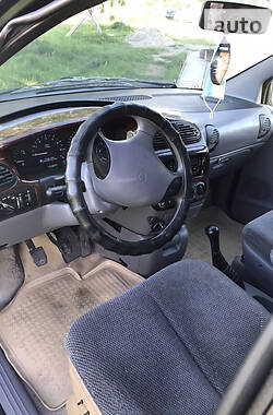 Мінівен Chrysler Voyager 1997 в Млиніві