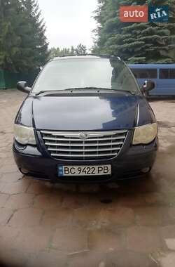 Минивэн Chrysler Voyager 2006 в Львове