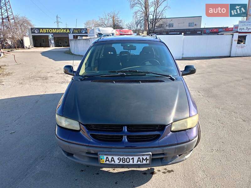 Минивэн Chrysler Voyager 1997 в Киеве фото 2 Минивэн Chrysler Voyager 1997 в Киеве
