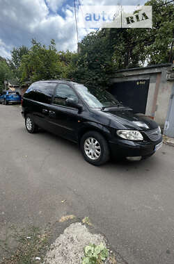 Седан Chrysler Voyager 2003 в Одессе