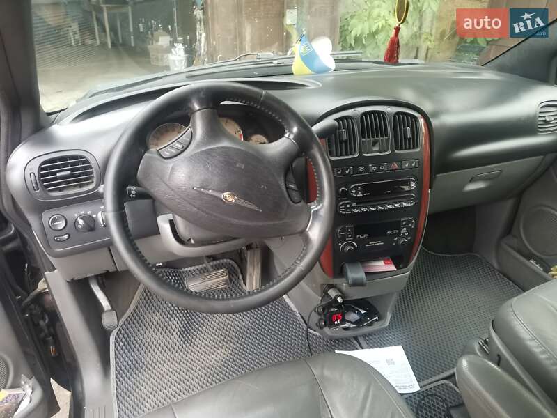 Мінівен Chrysler Voyager 2005 в Білій Церкві