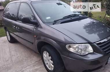 Мінівен Chrysler Voyager 2004 в Тернополі