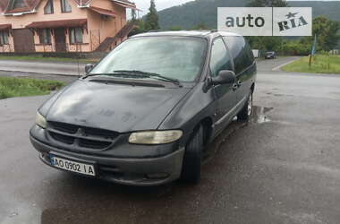 Минивэн Chrysler Voyager 2000 в Мукачево