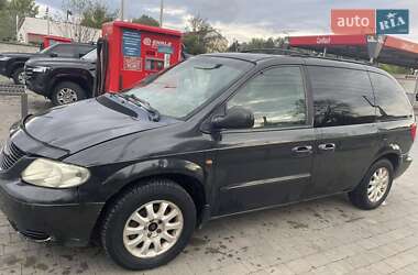 Мінівен Chrysler Voyager 2002 в Ужгороді