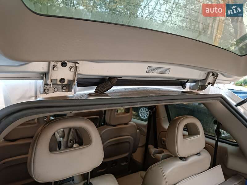 Минивэн Chrysler Voyager 2003 в Мукачево