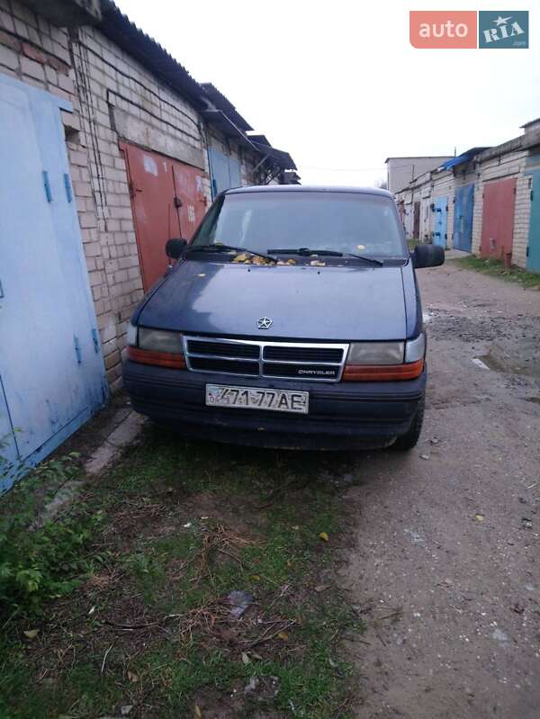 Минивэн Chrysler Voyager 1992 в Херсоне