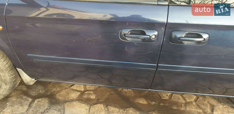 Минивэн Chrysler Voyager 2006 в Жовкве