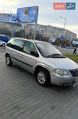 Универсал Chrysler Voyager 2004 в 