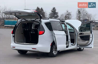 Минивэн Chrysler Voyager 2020 в Виннице