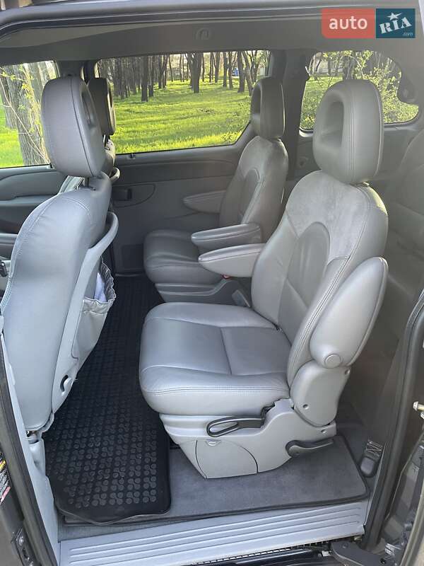 Минивэн Chrysler Voyager 2004 в Великодолинском фото 8 Минивэн Chrysler Voyager 2004 в Великодолинском
