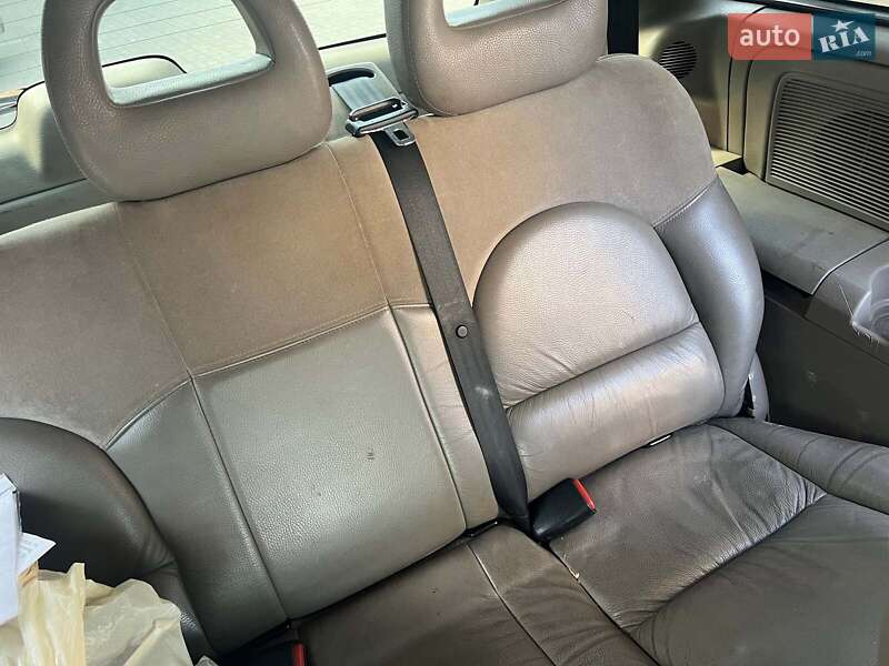 Минивэн Chrysler Voyager 2001 в Одессе