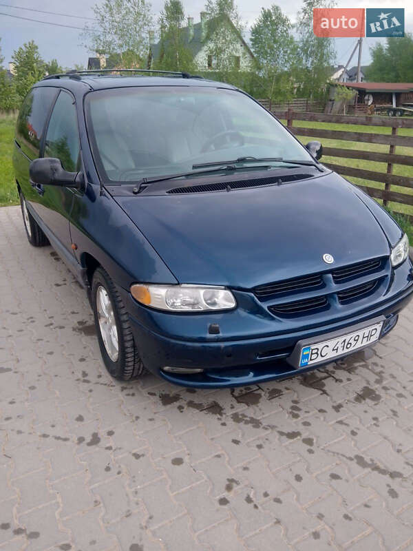 Універсал Chrysler Voyager 2000 в 