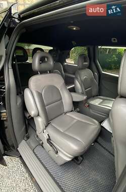 Минивэн Chrysler Voyager 2005 в 