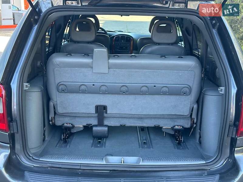 Минивэн Chrysler Voyager 2004 в Великодолинском фото 12 Минивэн Chrysler Voyager 2004 в Великодолинском