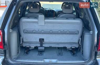 Минивэн Chrysler Voyager 2004 в 