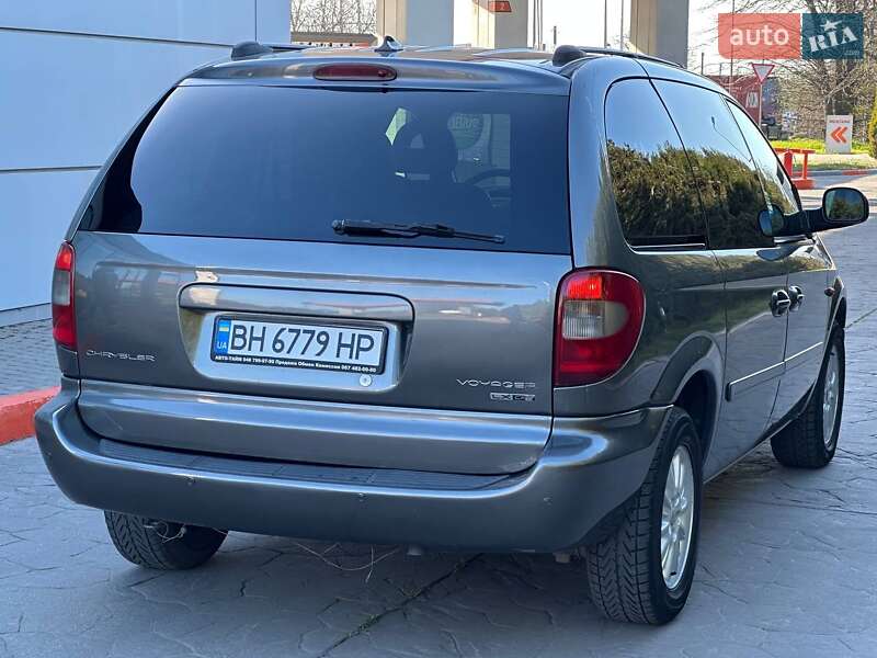Минивэн Chrysler Voyager 2004 в Великодолинском фото 23 Минивэн Chrysler Voyager 2004 в Великодолинском