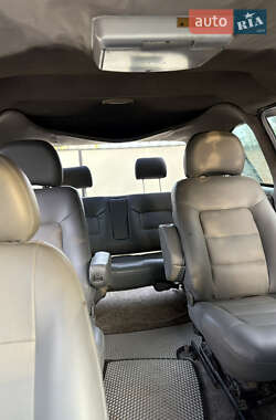 Минивэн Chrysler Voyager 2002 в 