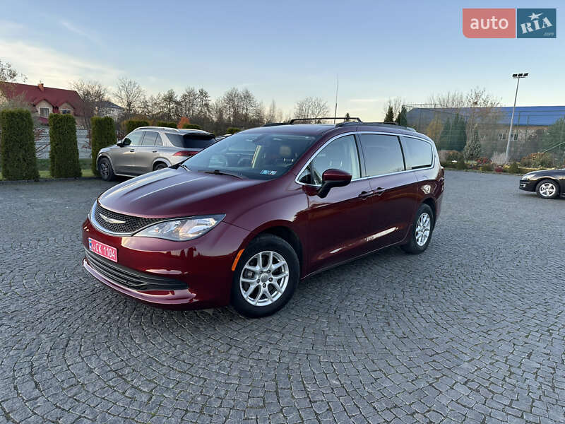 Мінівен Chrysler Voyager 2020 в Жовкві фото 4 Мінівен Chrysler Voyager 2020 в Жовкві