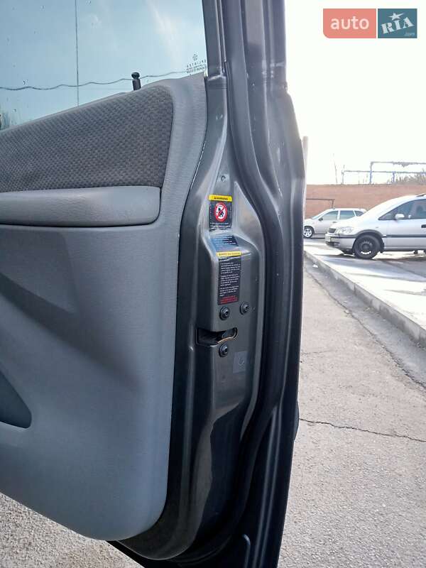 Універсал Chrysler Voyager 2004 в Вінниці