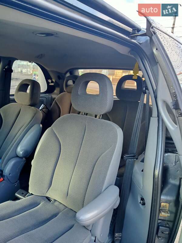 Універсал Chrysler Voyager 2004 в Вінниці