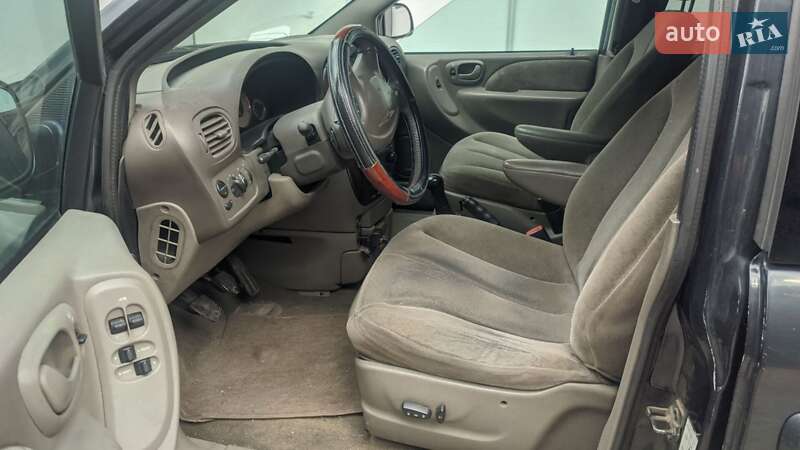 Мінівен Chrysler Voyager 2001 в Києві фото 19 Мінівен Chrysler Voyager 2001 в Києві