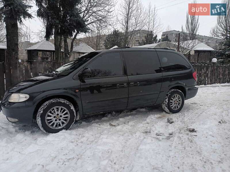 Минивэн Chrysler Voyager 2001 в Запорожье