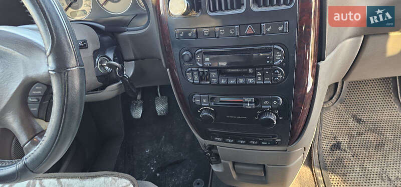 Универсал Chrysler Voyager 2001 в Каменец-Подольском