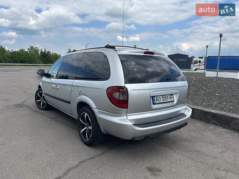 Минивэн Chrysler Voyager 2004 в Ужгороде фото 4 Минивэн Chrysler Voyager 2004 в Ужгороде