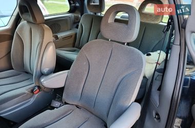Мінівен Chrysler Voyager 2005 в Києві
