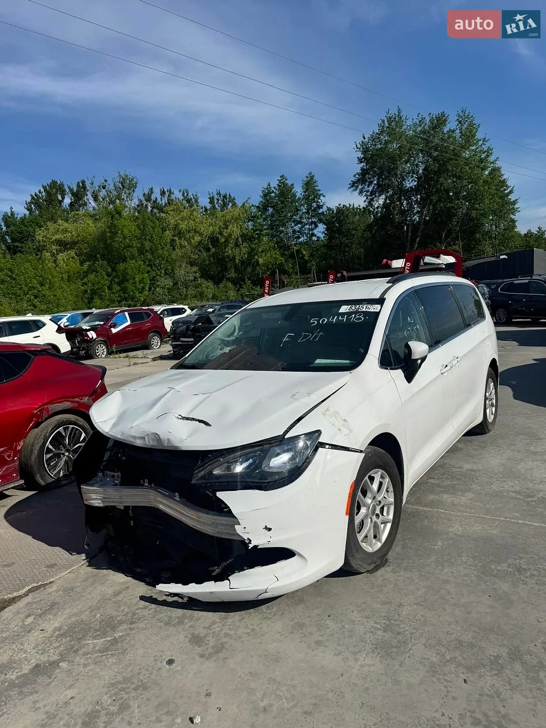 2020 Chrysler Voyager - мініатюра 15