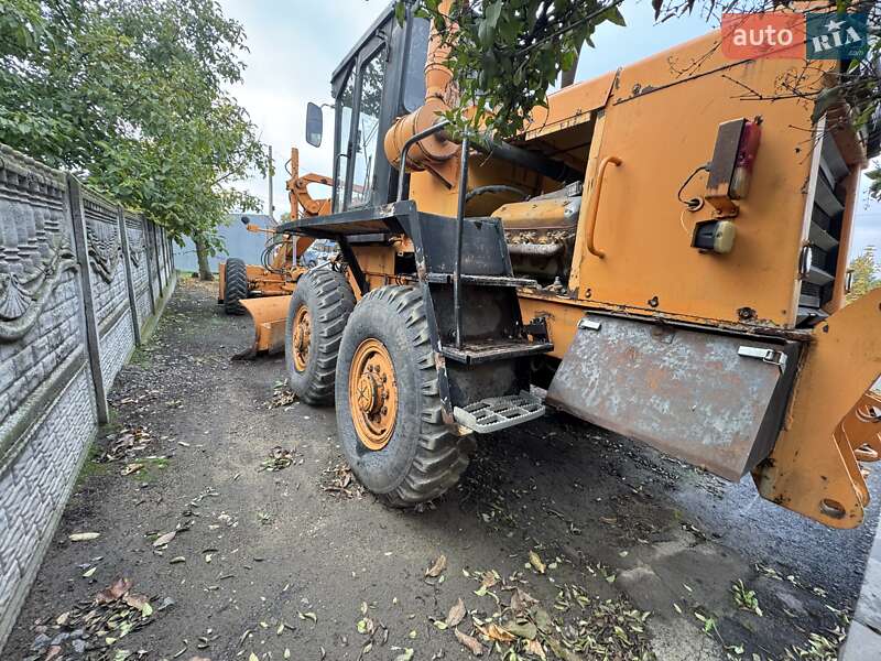 Автогрейдер ЧСДМ ДЗ-98 2005 в Миколаєві
