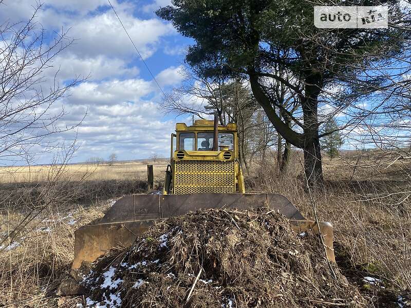 Бульдозер ЧТЗ Т-130 2000 в Стрию