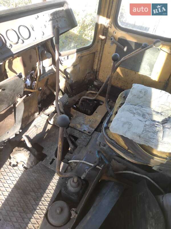 Бульдозер ЧТЗ Т-130 1987 в Каменском