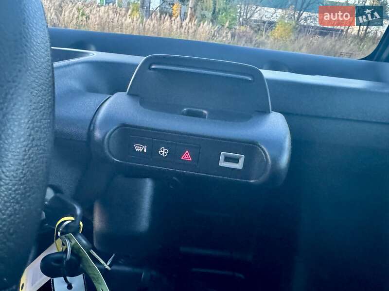 Хэтчбек Citroen AMI 2022 в Дрогобыче фото 33 Хэтчбек Citroen AMI 2022 в Дрогобыче