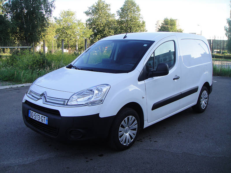 Грузопассажирский фургон Citroen Berlingo 2015 в Луцке