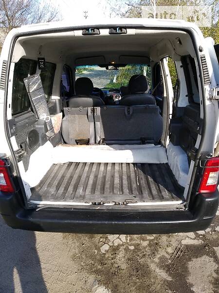Грузопассажирский фургон Citroen Berlingo 2006 в Каменском фото 14 Грузопассажирский фургон Citroen Berlingo 2006 в Каменском