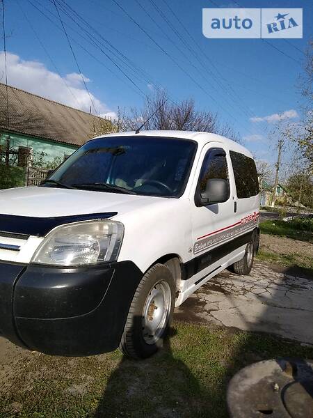 Грузопассажирский фургон Citroen Berlingo 2006 в Каменском фото 16 Грузопассажирский фургон Citroen Berlingo 2006 в Каменском
