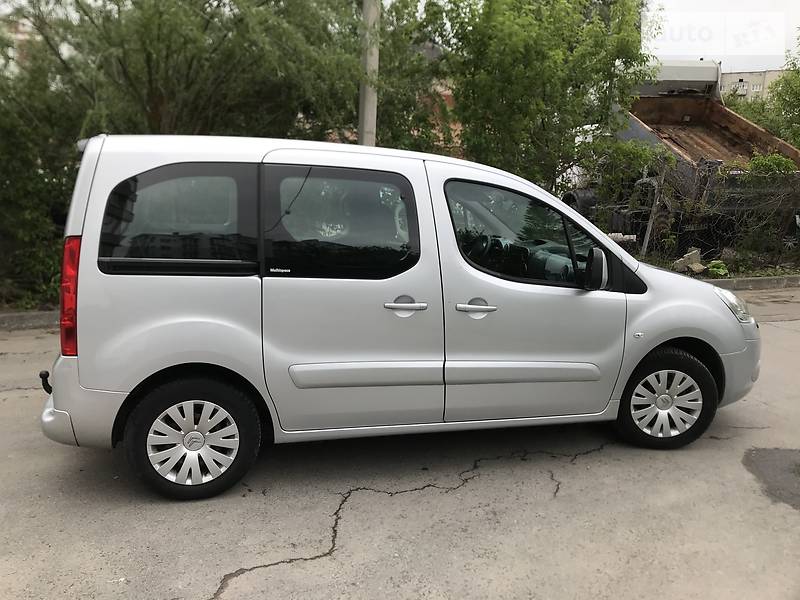 Мінівен Citroen Berlingo 2010 в Івано-Франківську фото 15 Мінівен Citroen Berlingo 2010 в Івано-Франківську
